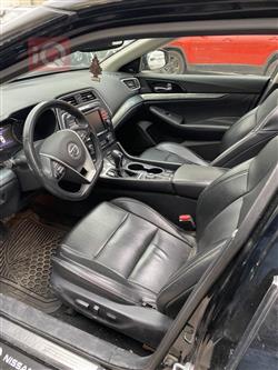 Nissan Maxima